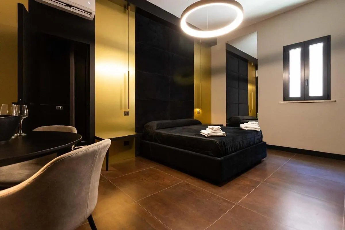 Holiday home Black Room Suite And Spa Carini