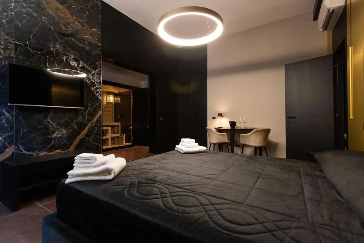 Black Room Suite And Spa Carini 0*,